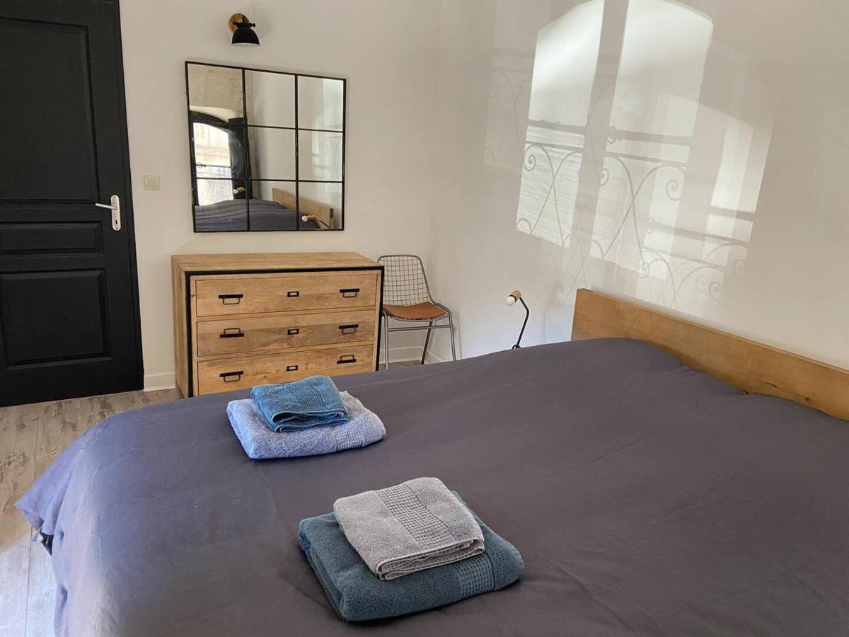 Appartement De Standing Au Coeur D'Avignon Exteriör bild
